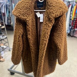 American Eagle Outfitters Cozy Sherpa Teddy Coat in Brown
